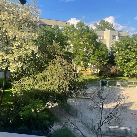 Room, комната, Miedzy Airport Wro A Centrum Apartamento Breslavia