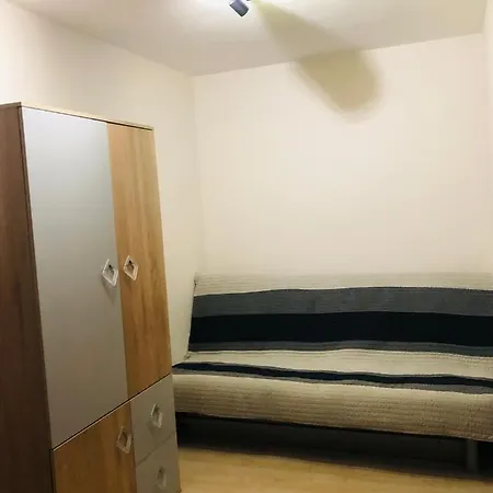 Apartment Room, комната, Miedzy Airport Wro A Centrum Wroclaw