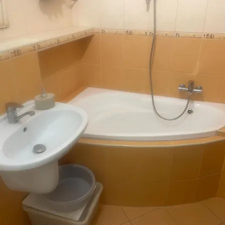 Apartman Room, комната, Miedzy Airport Wro A Centrum *